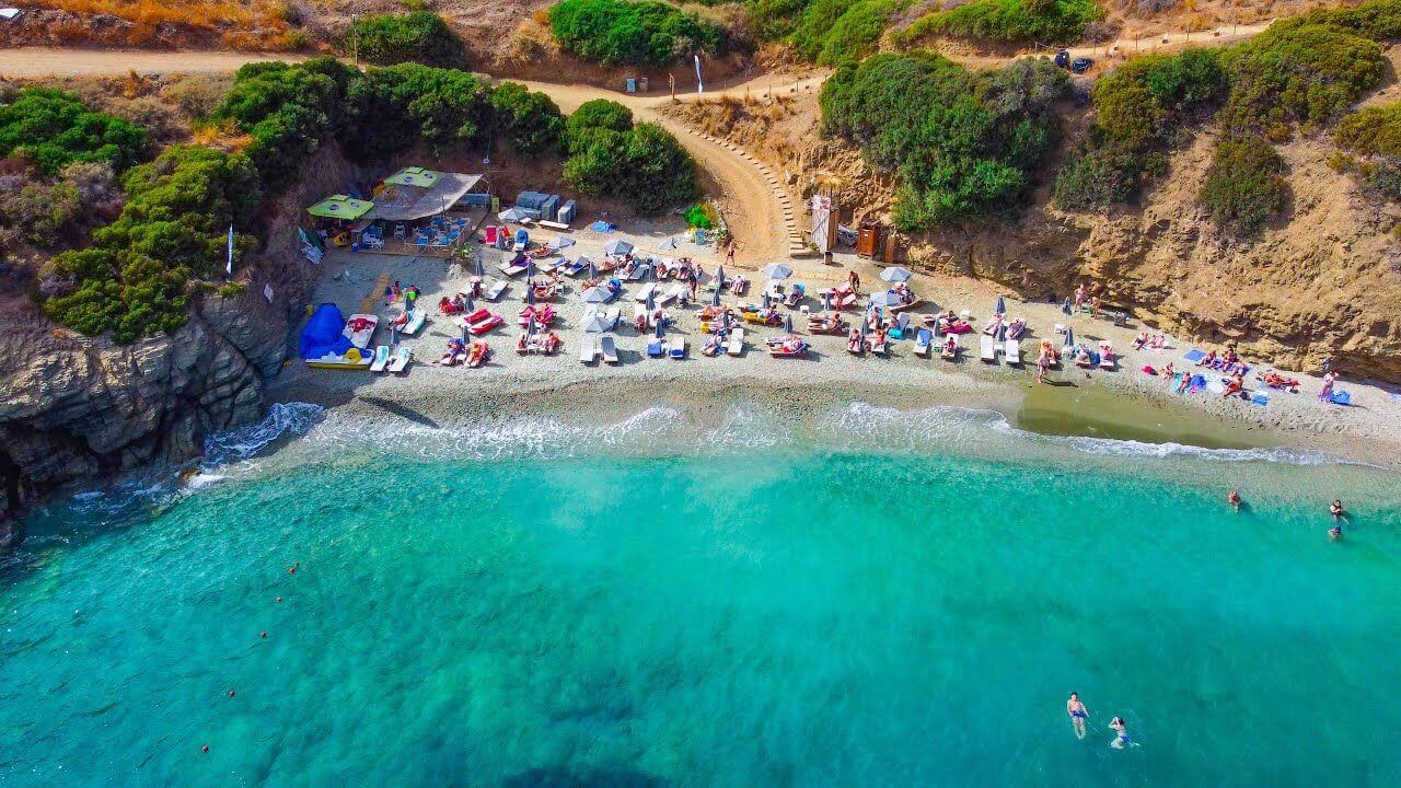 Psaromoura beach